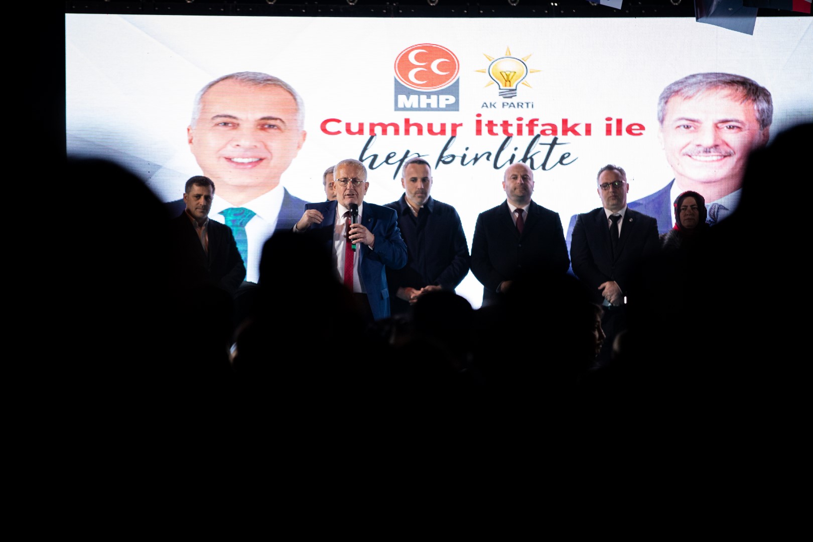 AK PARTİ İL BAŞKANI TEVER: ADAYIMIZ BİZİM TURGUT'TUR, HEP BERABER SAHİP ÇIKACAĞIZ